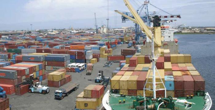 MENSTRANS - TOGO Sarl pr&eacute;sent au Port de Lom&eacute;